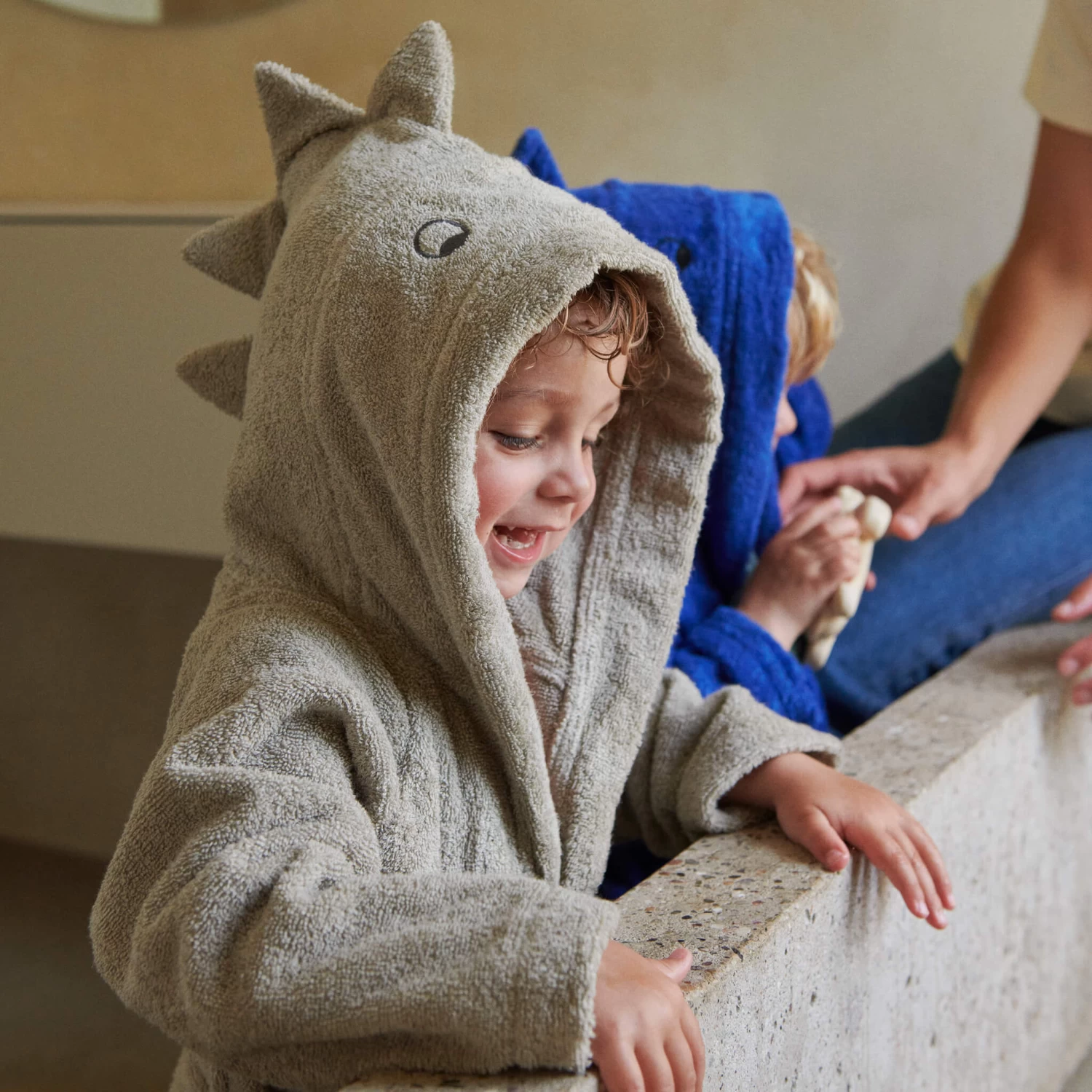 Lily Bathrobe - Dino Surf Blue(Liewood Lily Bathrobe Dino Surf Blue) - Image 3